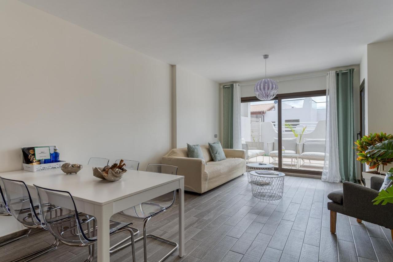 Homeforguest Flat With Large Terrace In Modern Residential Complex With Swimming Pool Caleta De Fuste Buitenkant foto