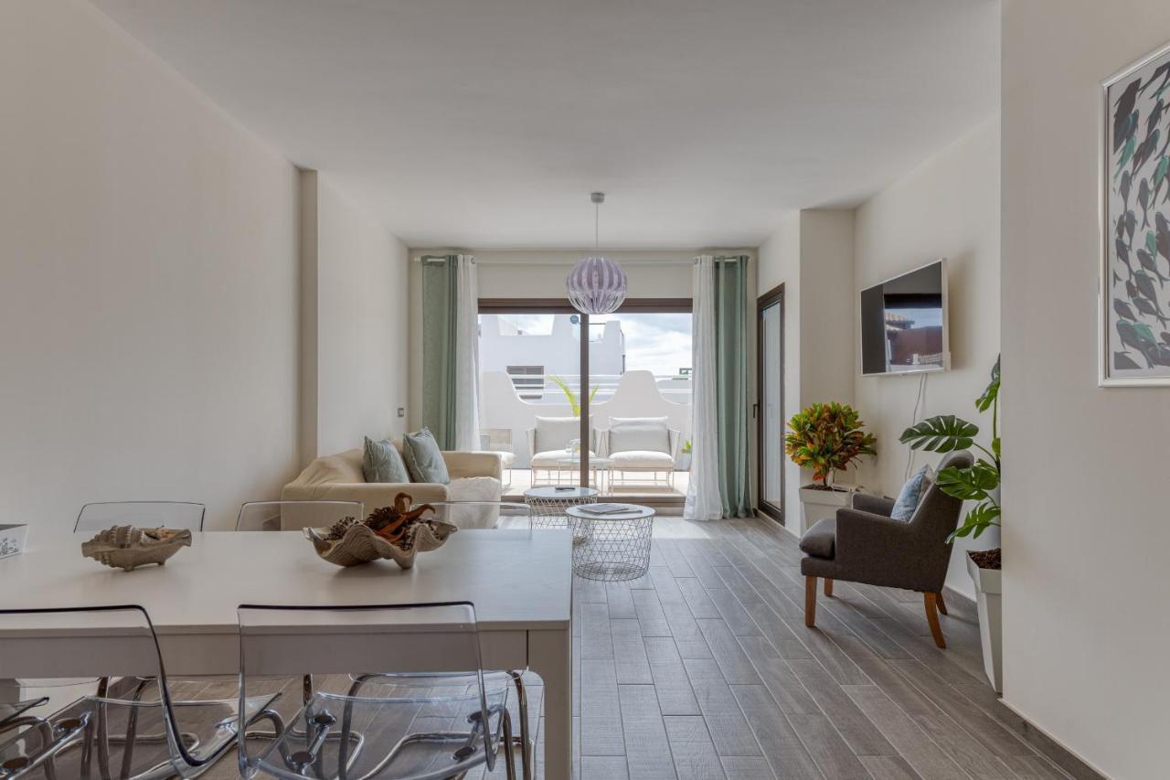 Homeforguest Flat With Large Terrace In Modern Residential Complex With Swimming Pool Caleta De Fuste Buitenkant foto